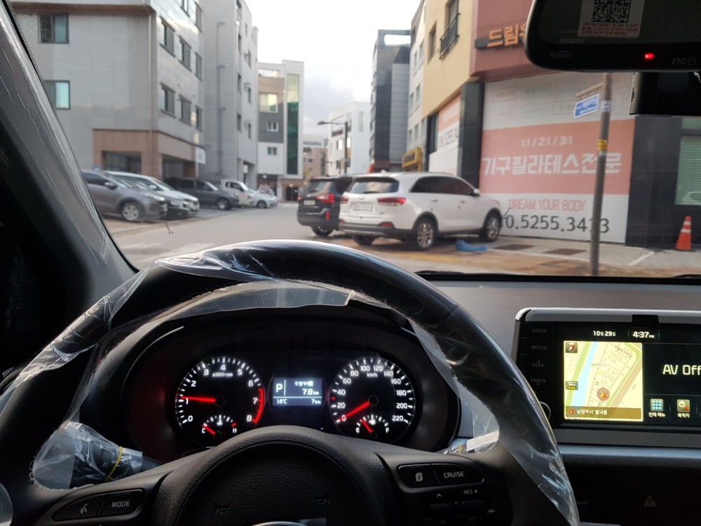 0691cab7757d508bc31116ab97a7cdd9_1540800893_0963.jpg
